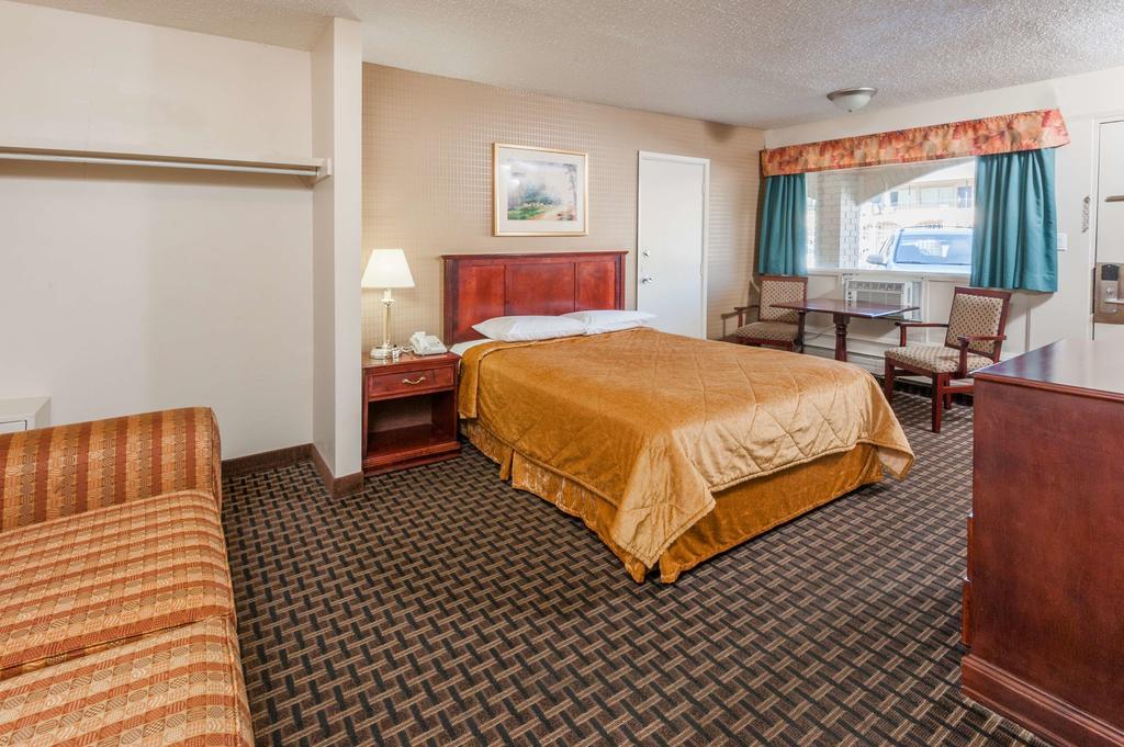 Hotel Super 8 Village Calgary