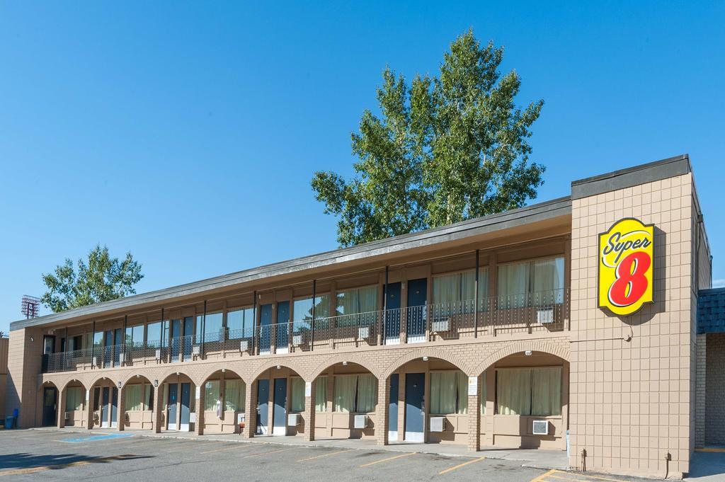Hotel Super 8 Village