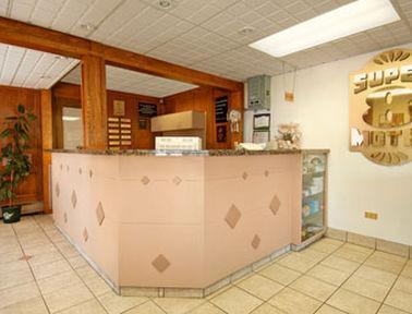 Super 8 Village 2* Calgary
